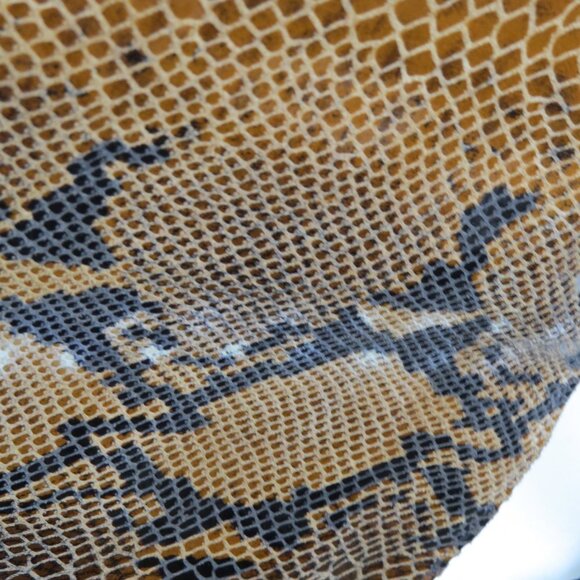 Desmo Faux Snake skin Hand Bag - Picture 7 of 9